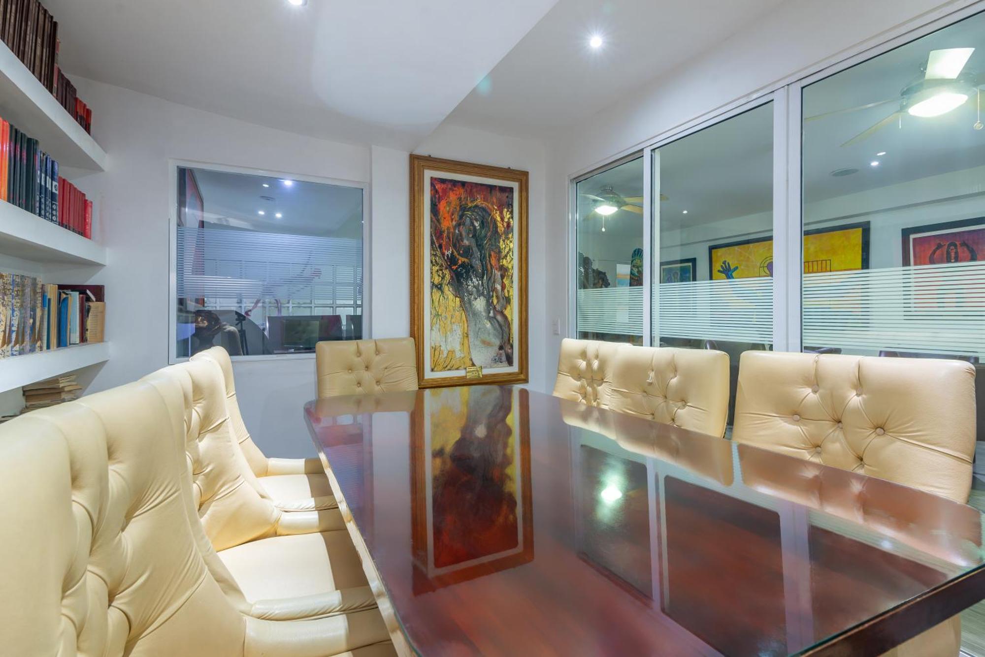 European Life Style Executive Suites Zapopan Exterior photo